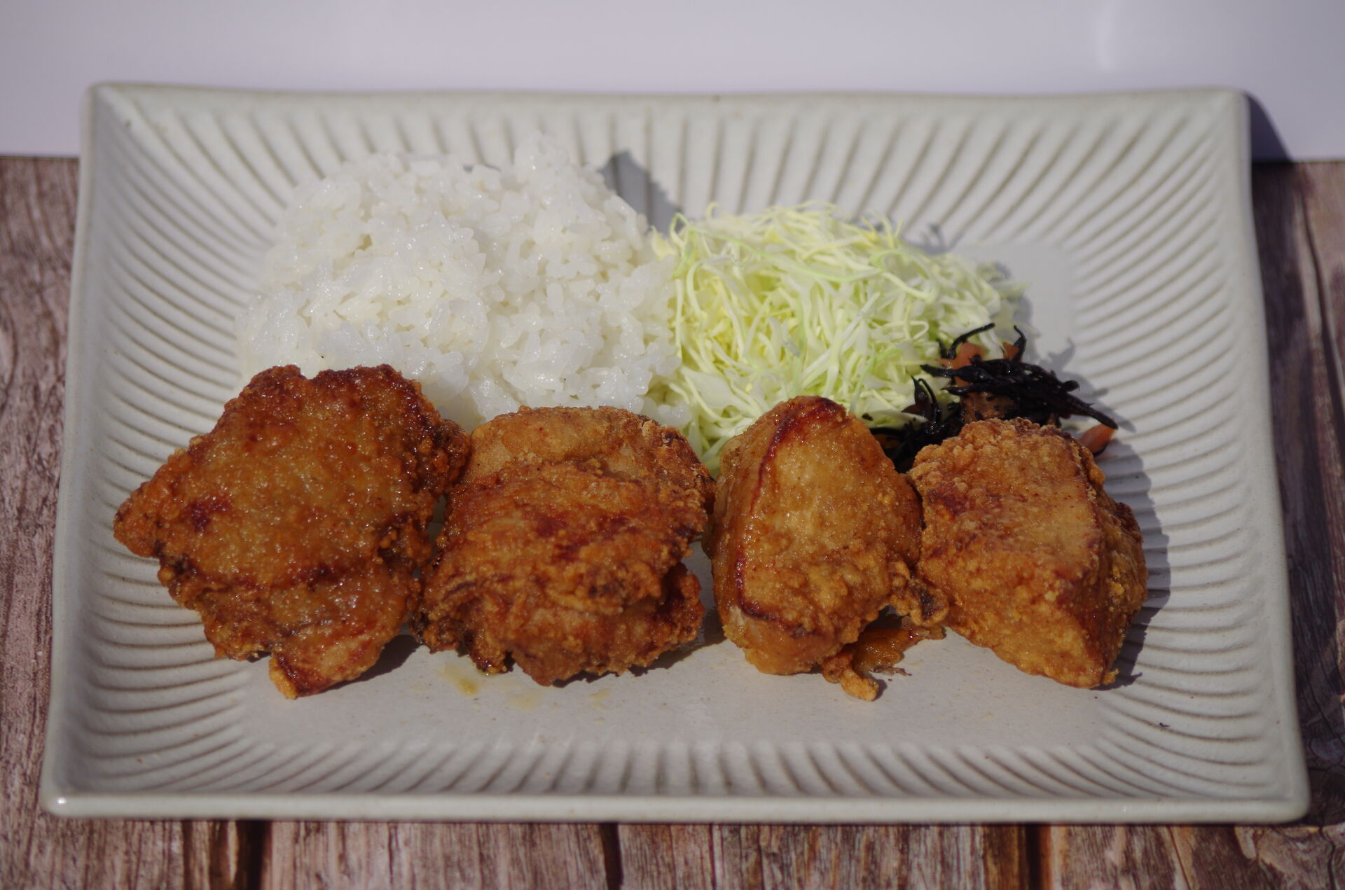 【ワンコイン】お得な唐揚げランチ【岡崎市】