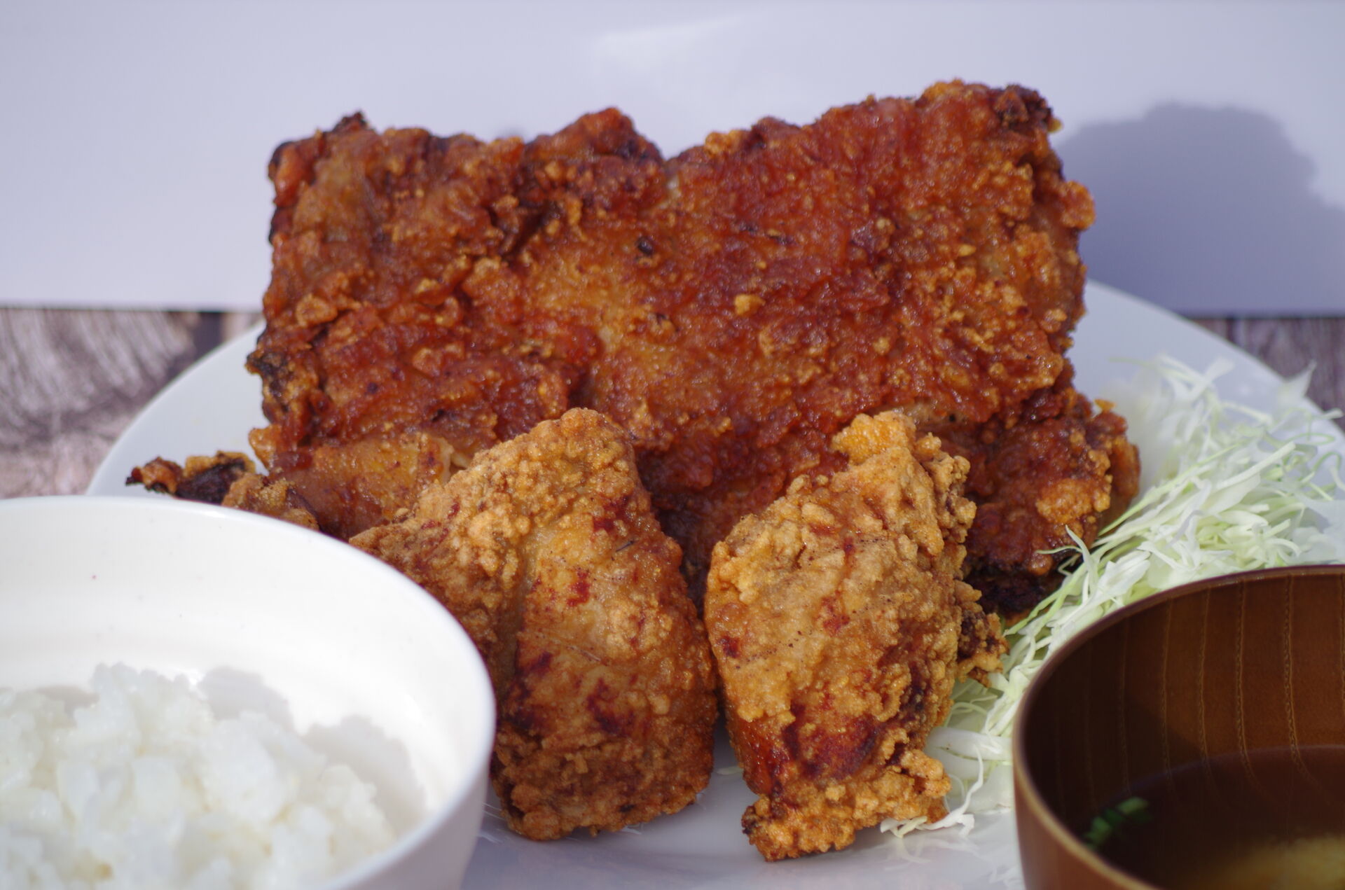 【岡崎市】ボリュームたっぷり！2種類の味わいの唐揚げ定食&弁当